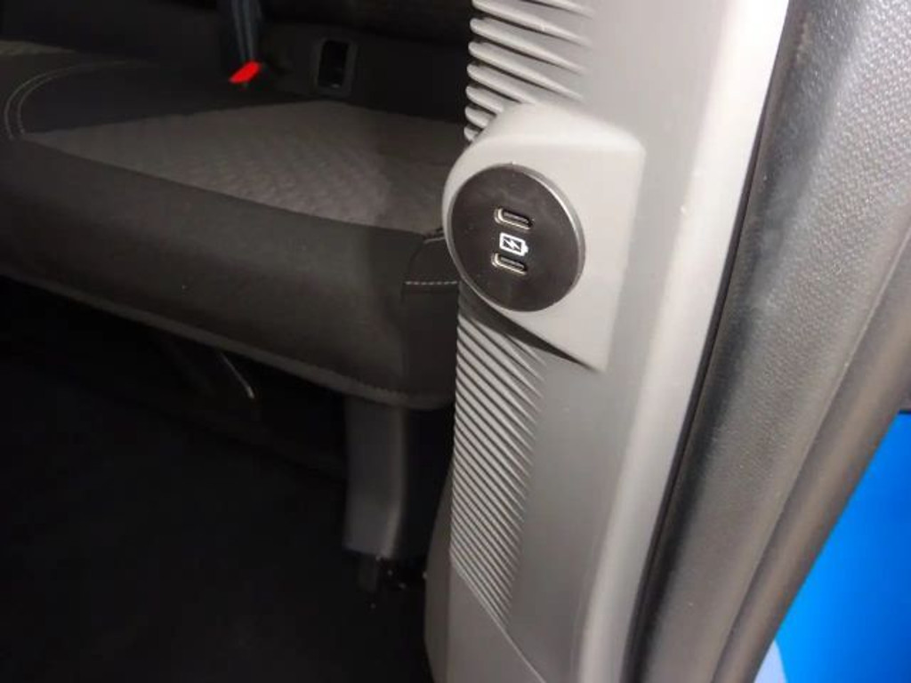 Volkswagen e-Caravelle
