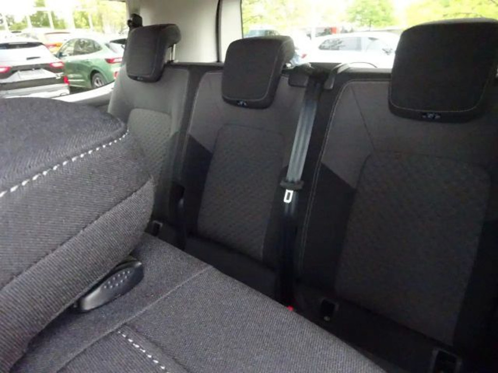 Volkswagen e-Caravelle