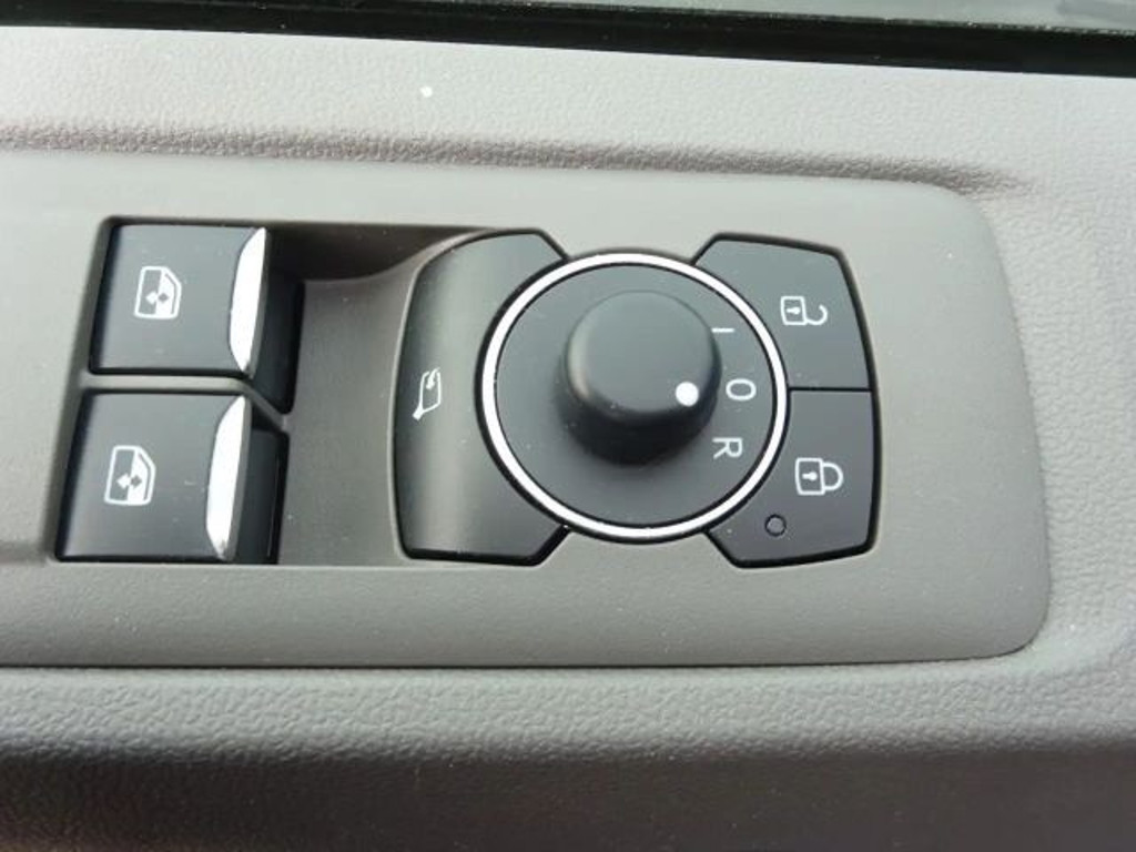 Volkswagen e-Caravelle