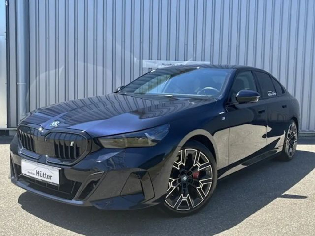 BMW i5 M-Sport xDrive Sedan