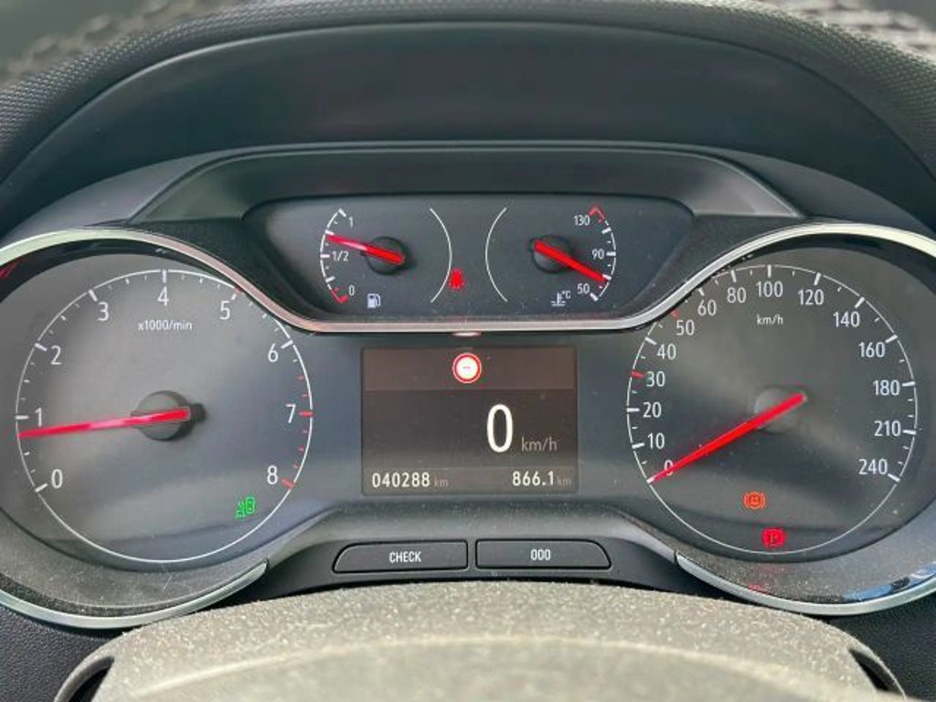 Opel Crossland X