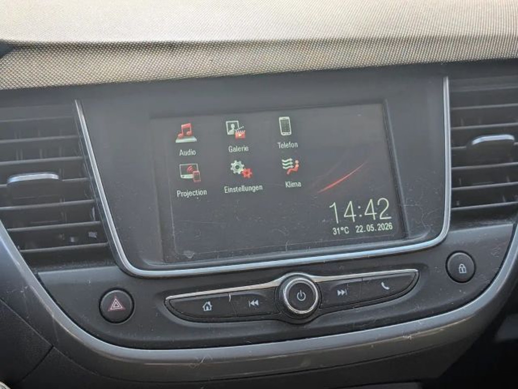 Opel Crossland X