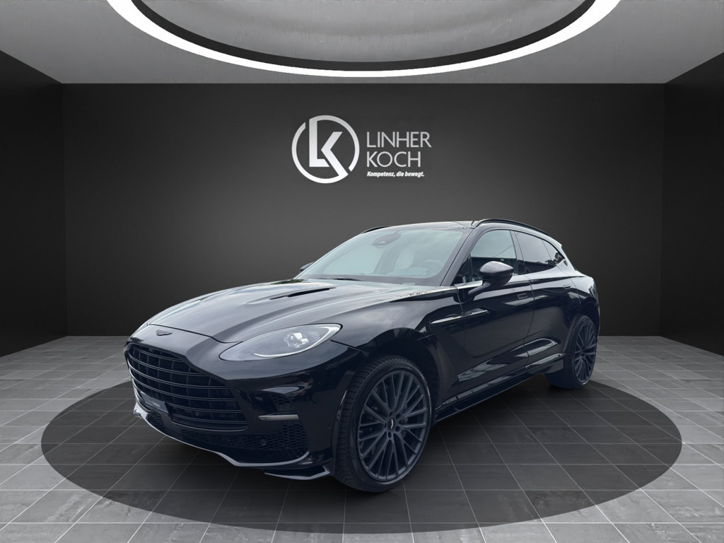 Aston Martin DBX V8