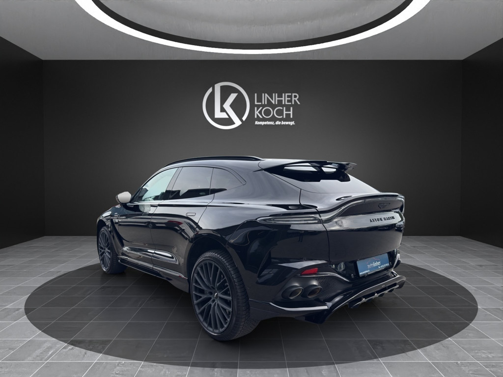 Aston Martin DBX