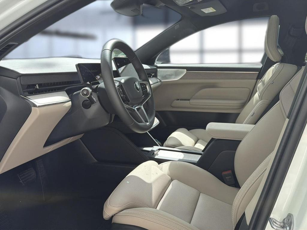 Volvo ES90