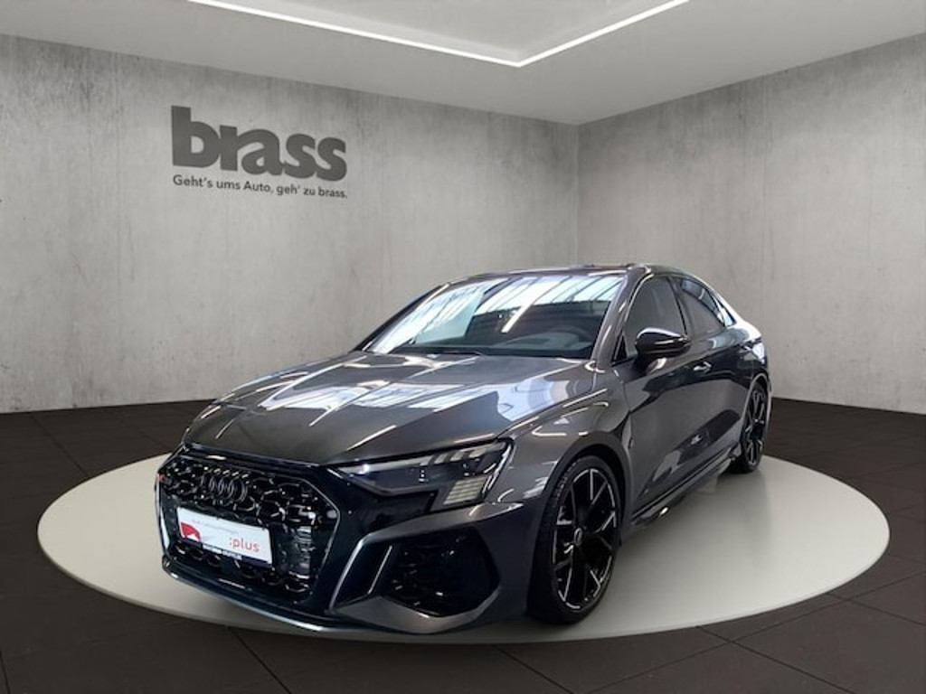 Audi RS3 Sedan Quattro S-Tronic
