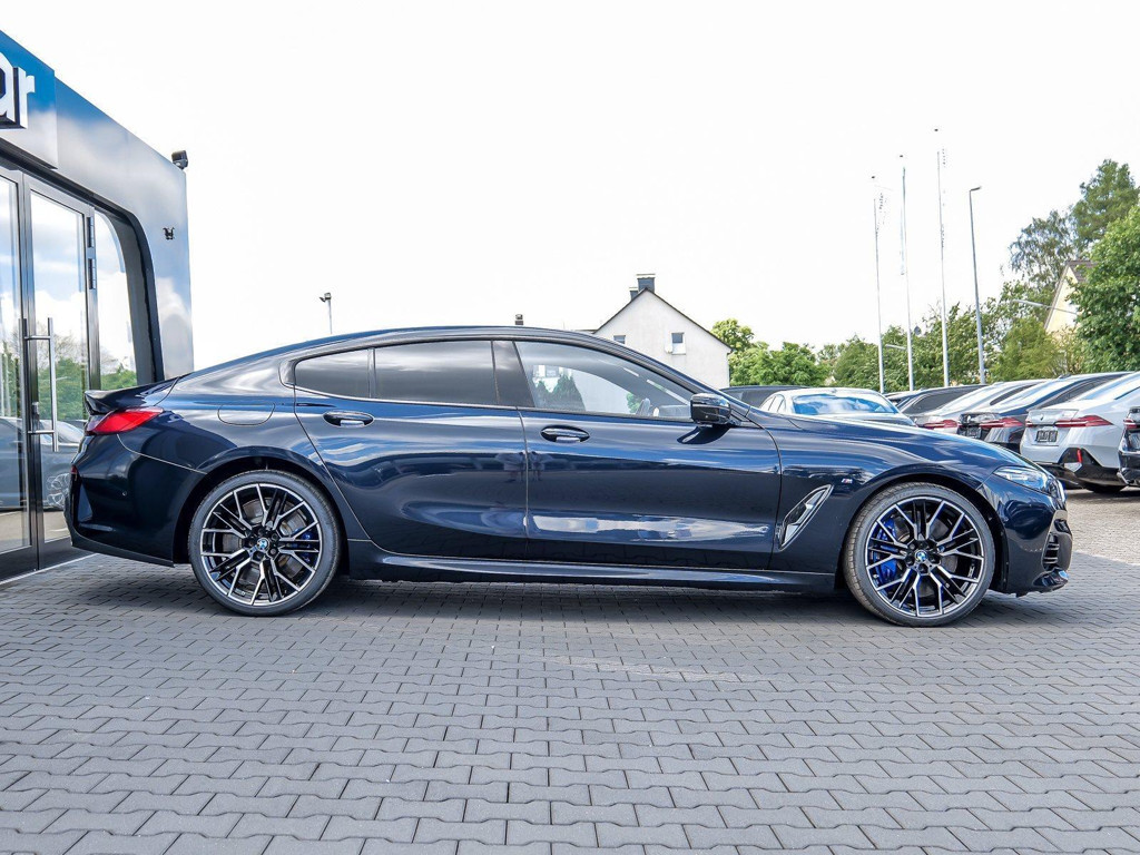 BMW M850