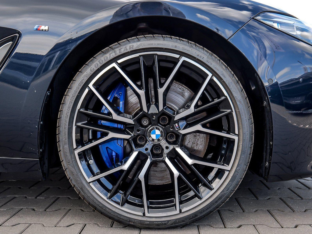 BMW M850
