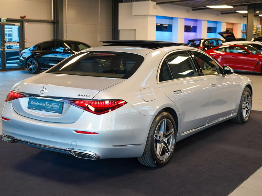 Mercedes-Benz S-Klasse