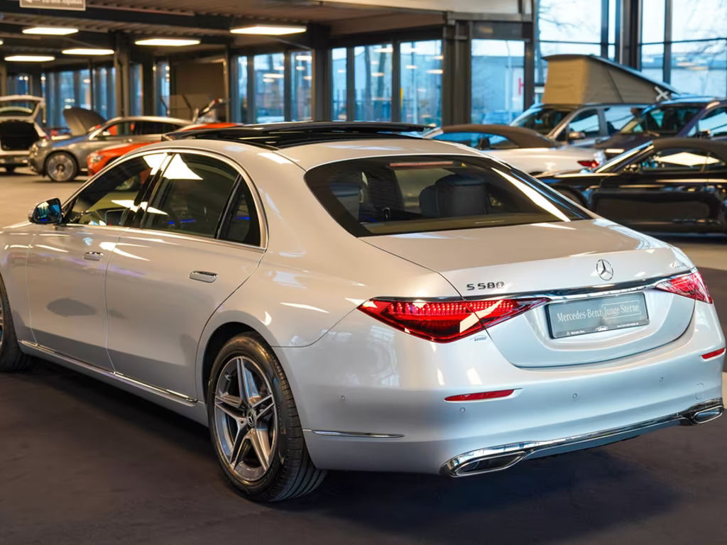 Mercedes-Benz S-Klasse