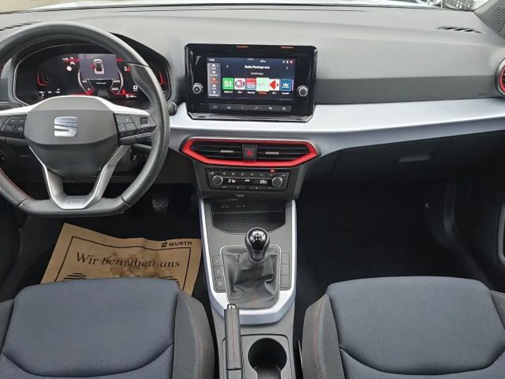Seat Arona