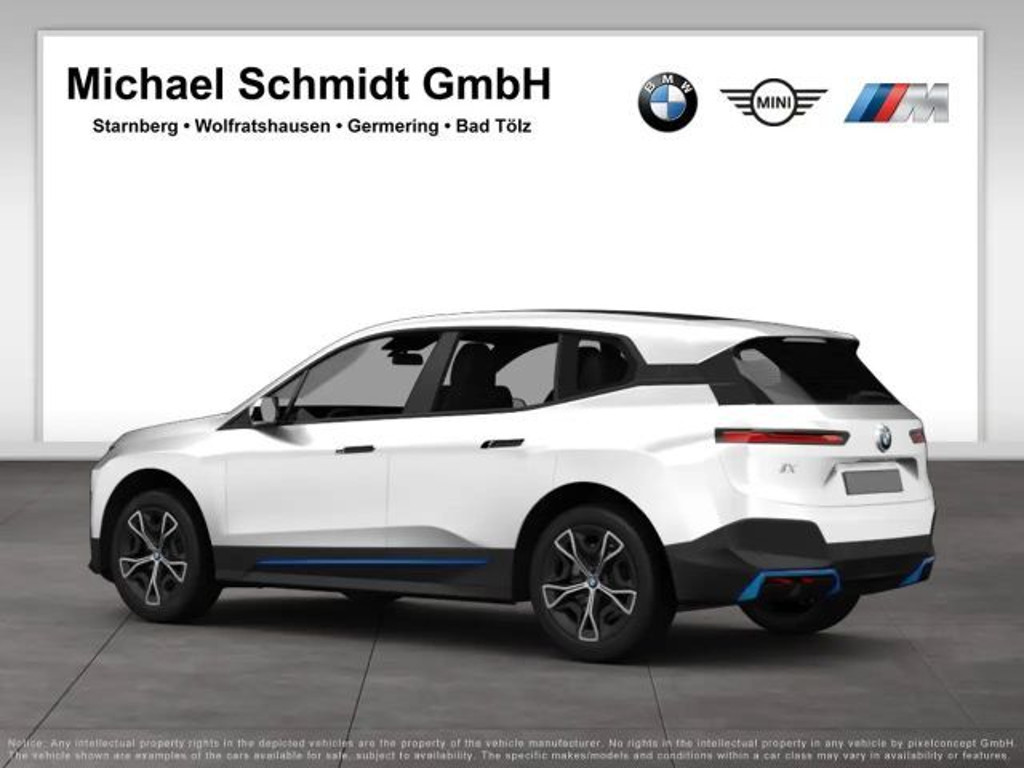 BMW iX