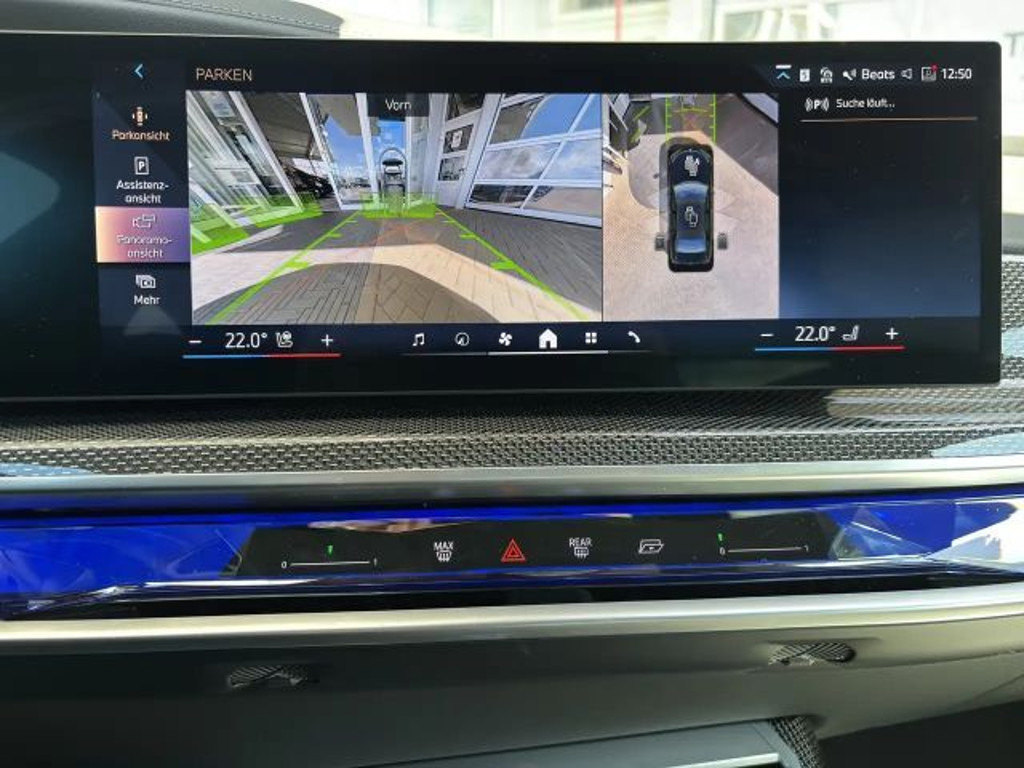 BMW i7