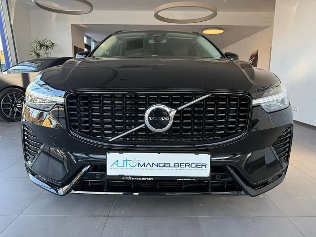 Volvo XC60 AWD Geartronic Plus Dark