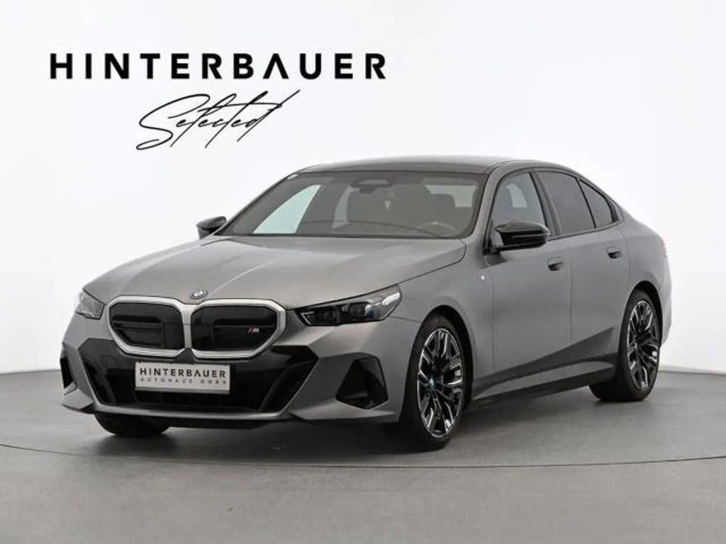 BMW i5 xDrive Sedan M60