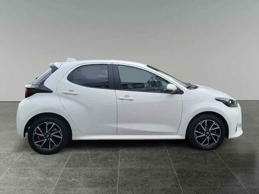 Toyota Yaris Active Hatchback Hybride