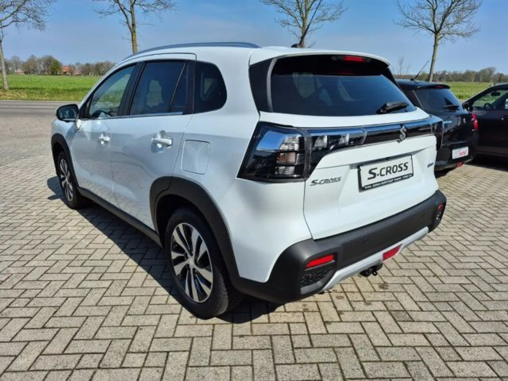 Suzuki S-Cross