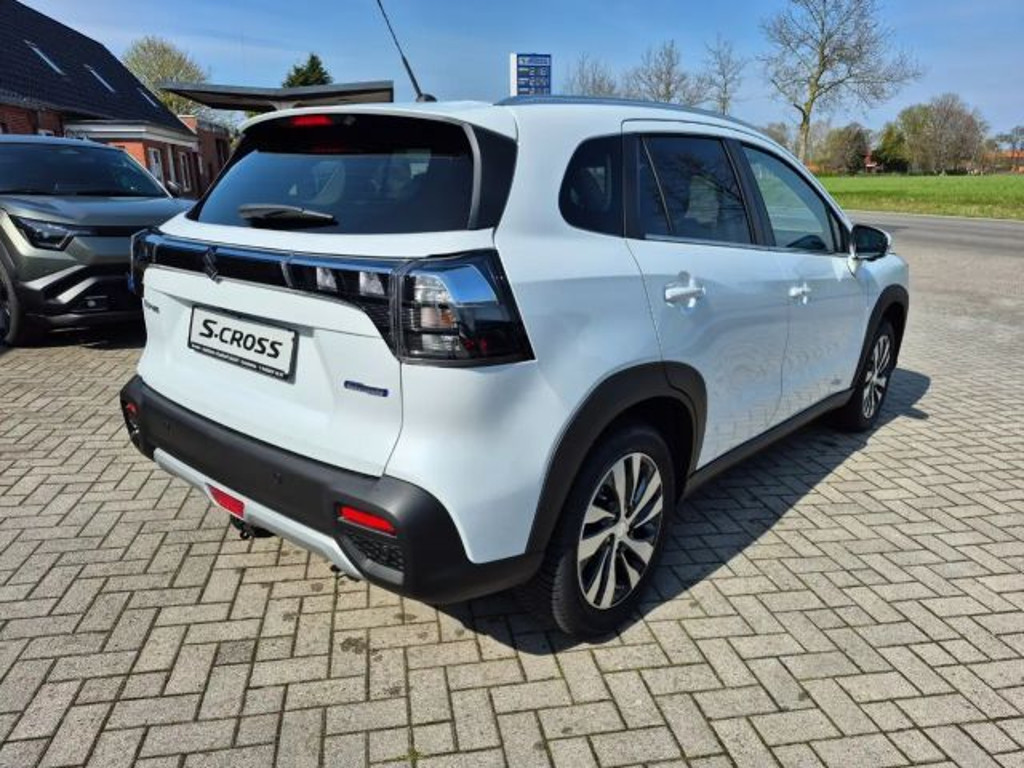 Suzuki S-Cross