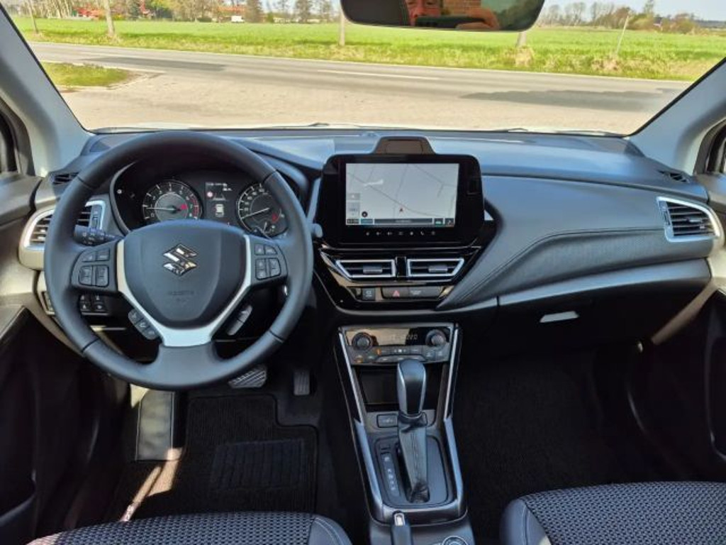 Suzuki S-Cross