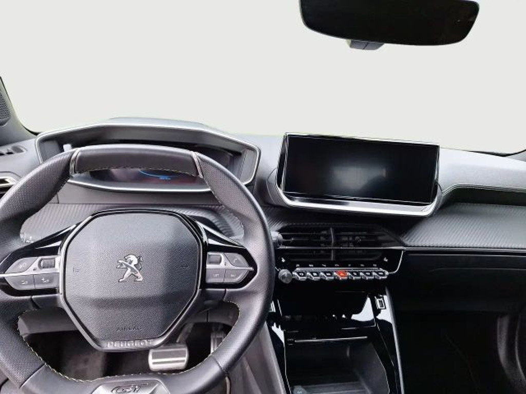 Peugeot e-2008