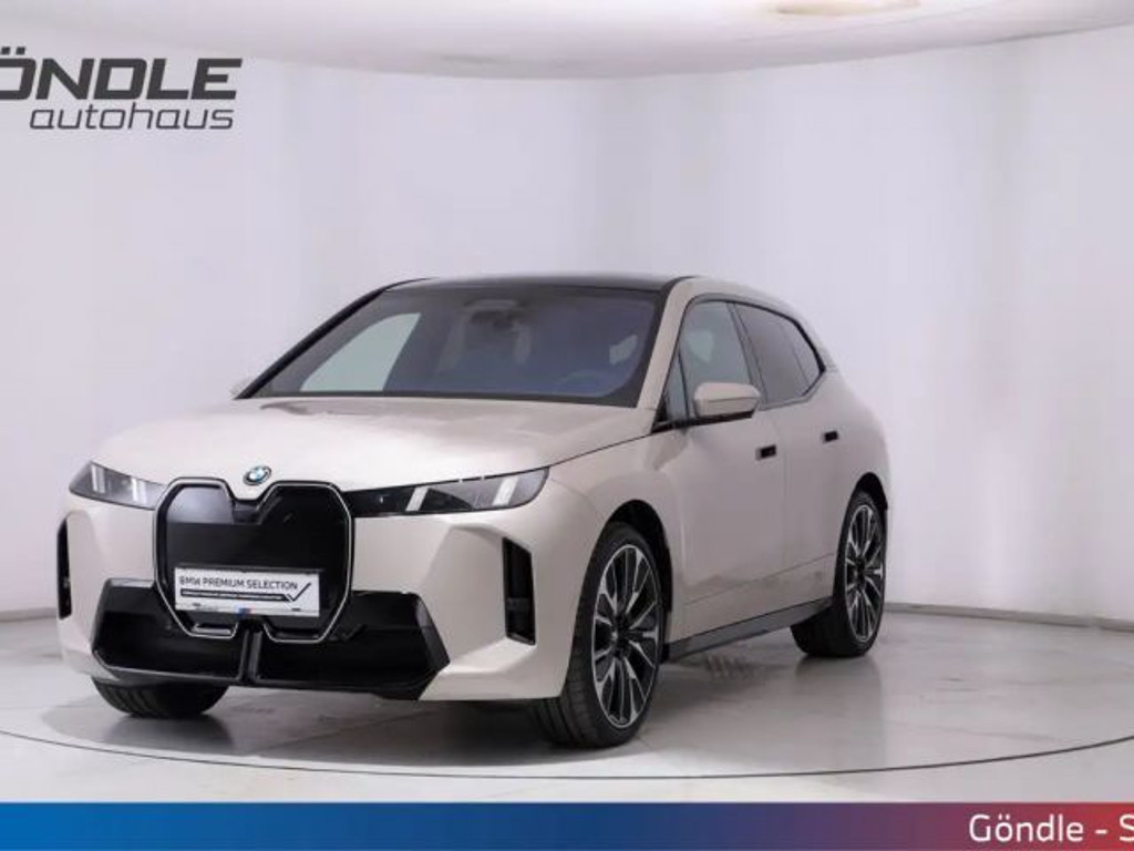 BMW iX xDrive60