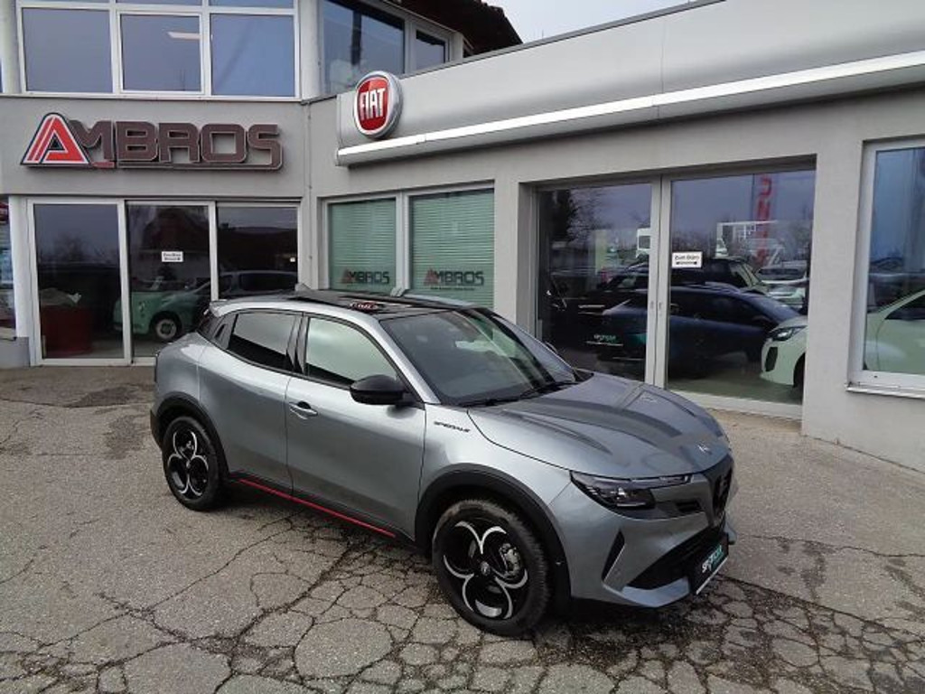 Alfa Romeo Junior Ibrida