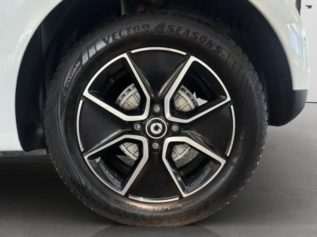 Smart EQ forfour