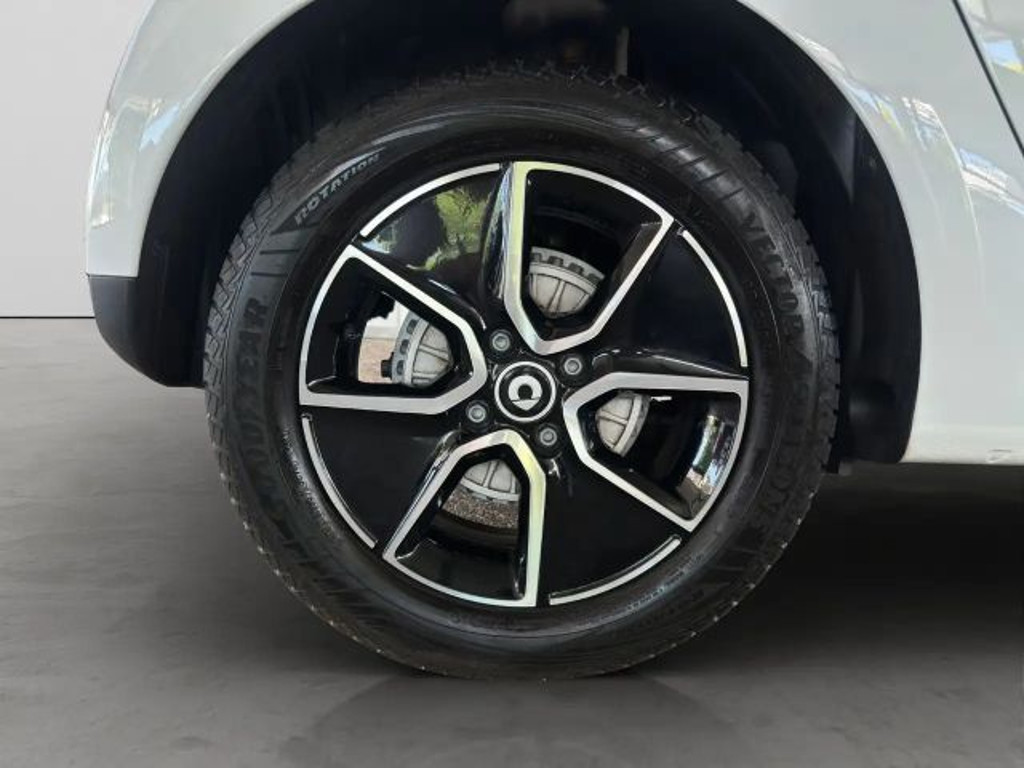 Smart EQ forfour