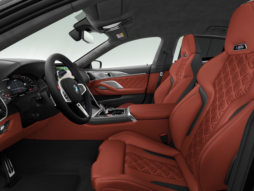BMW M8