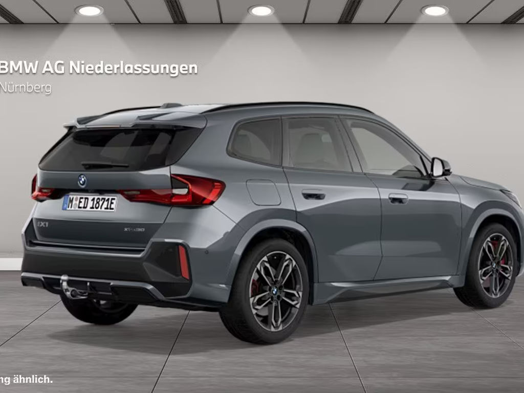 BMW iX1