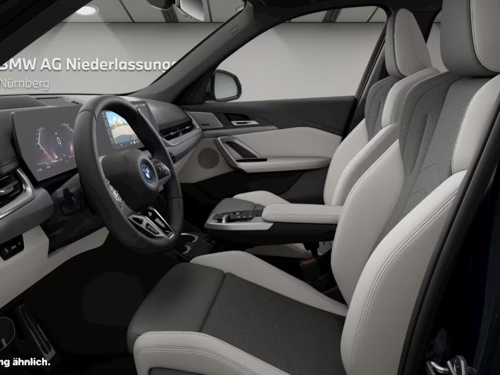 BMW iX1