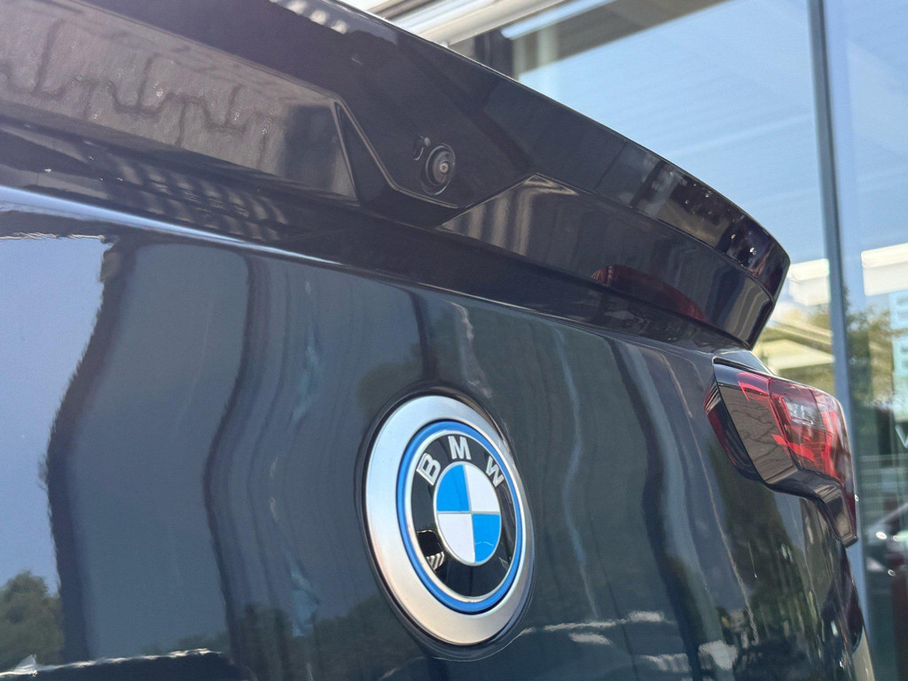 BMW iX2