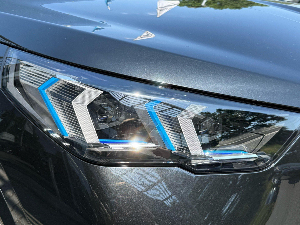 BMW iX2