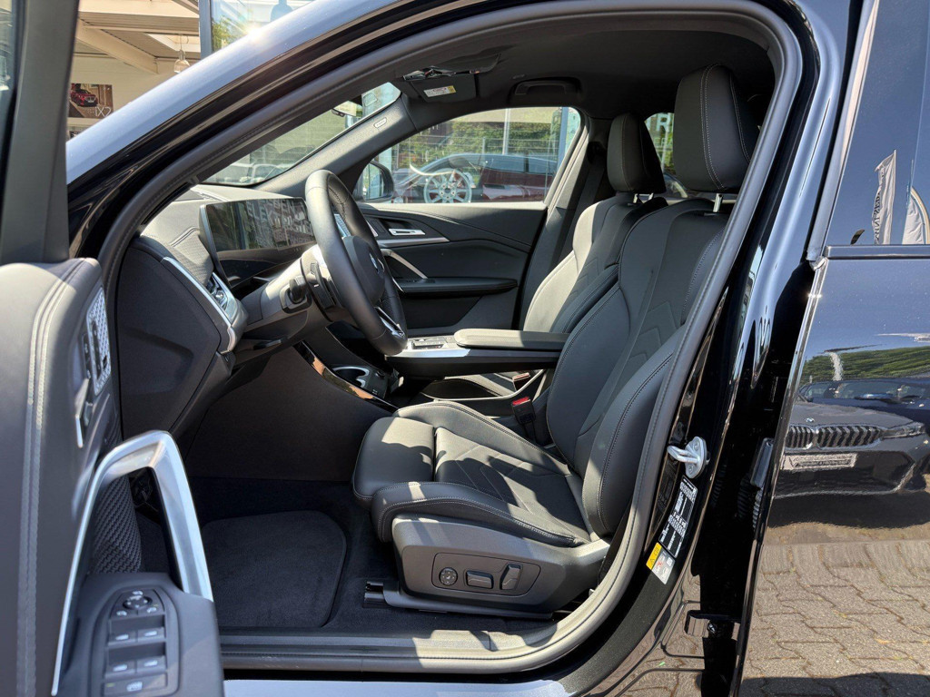 BMW iX2