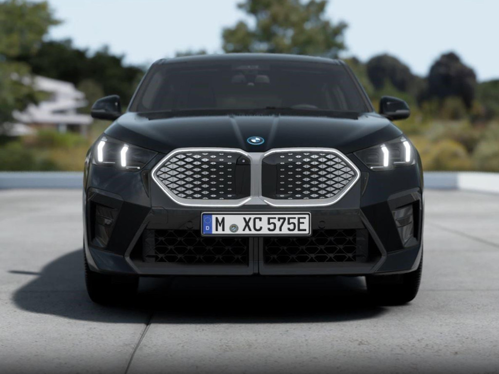 BMW iX2