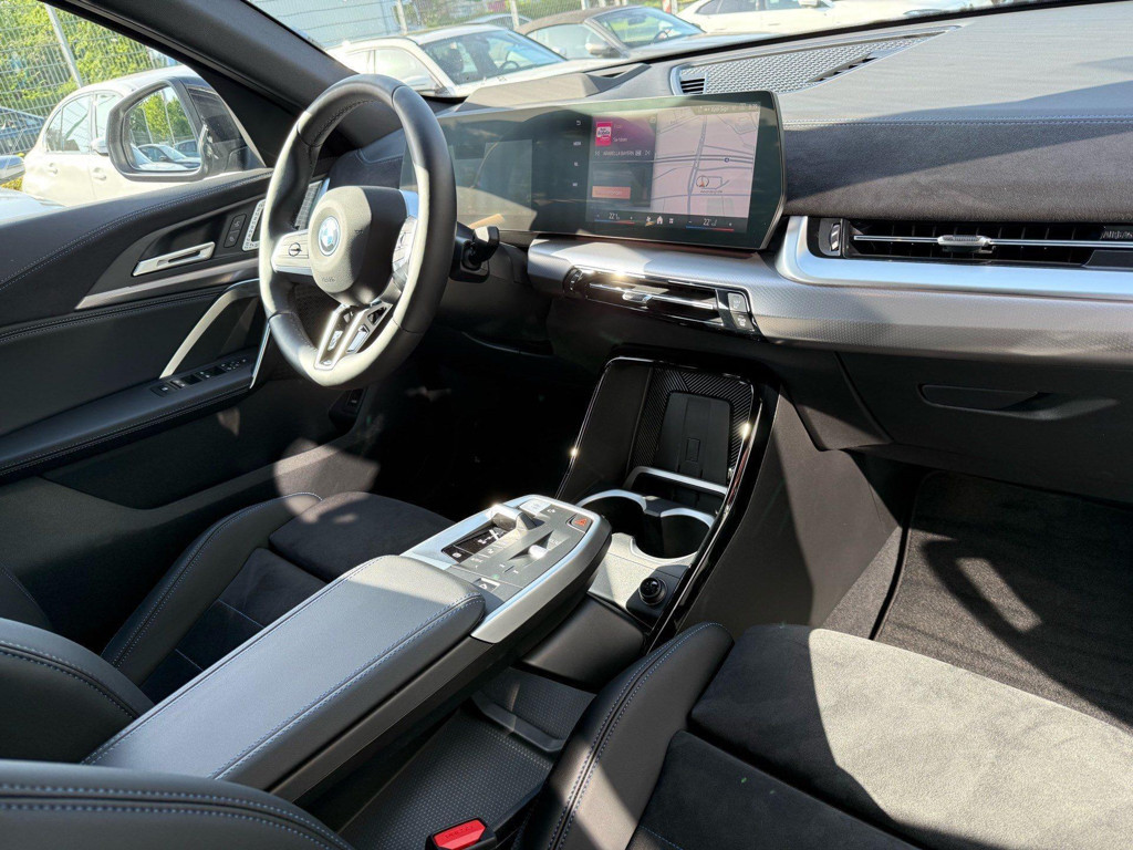 BMW iX2