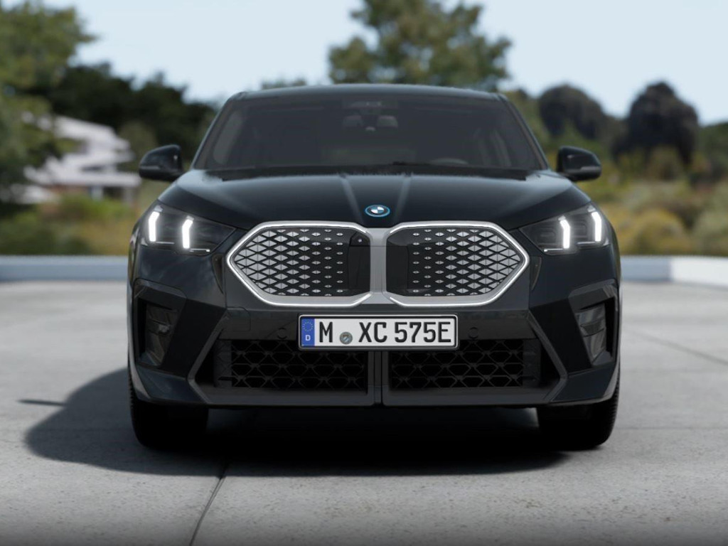 BMW iX2