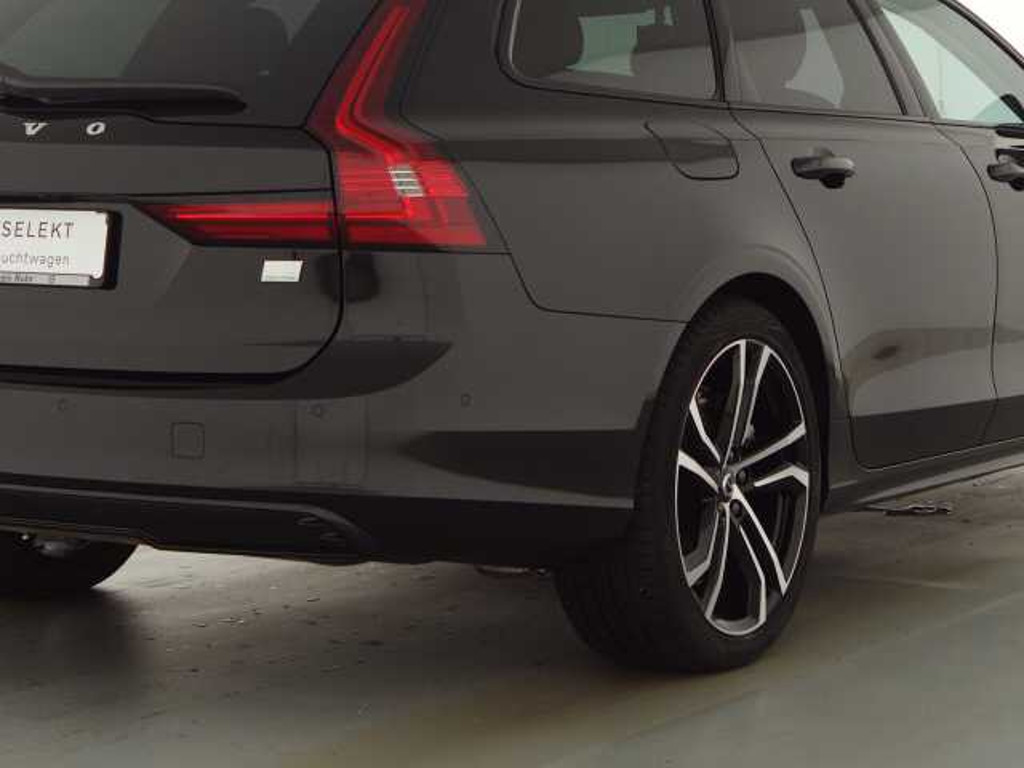 Volvo V90 AWD T8 Recharge Plus Dark