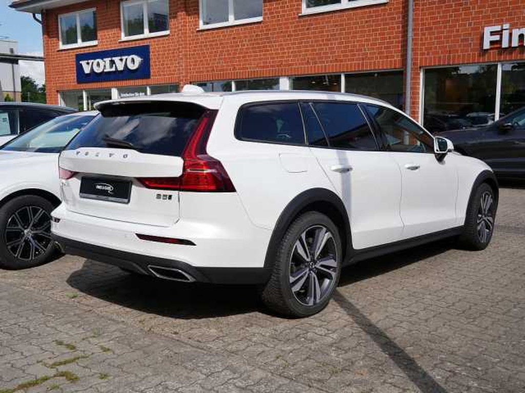 Volvo V60 Cross Country