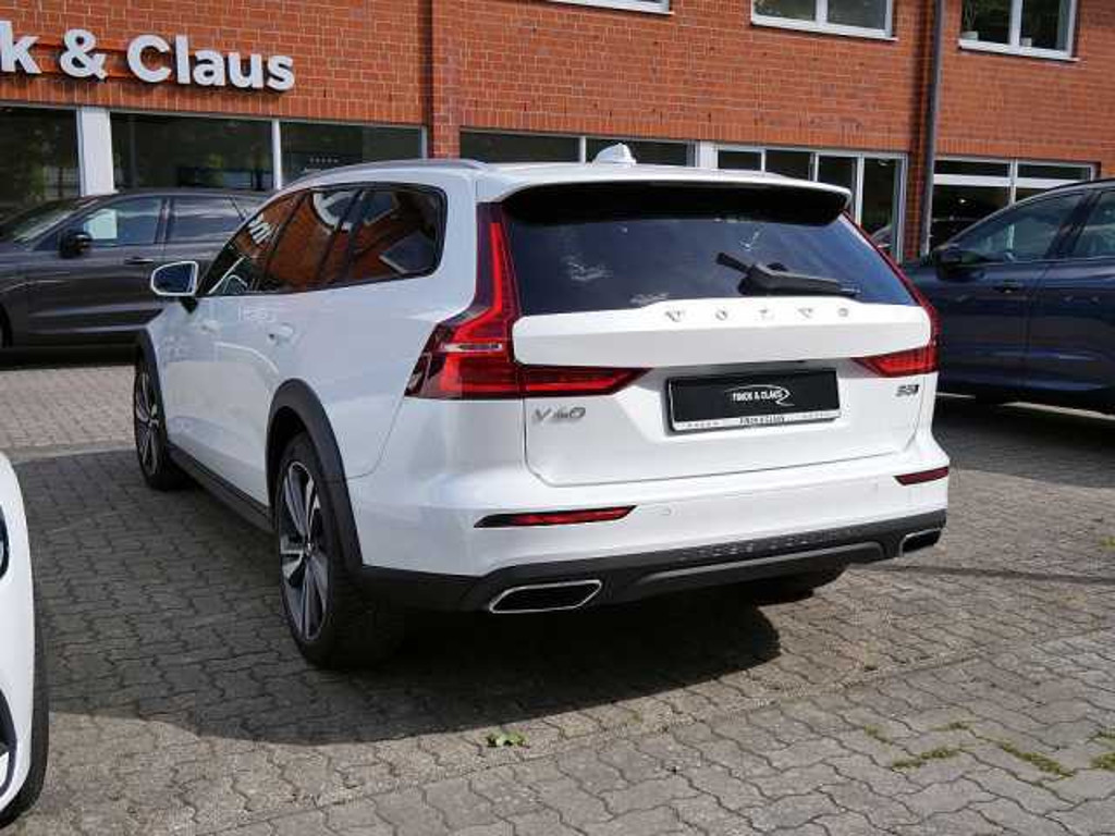 Volvo V60 Cross Country