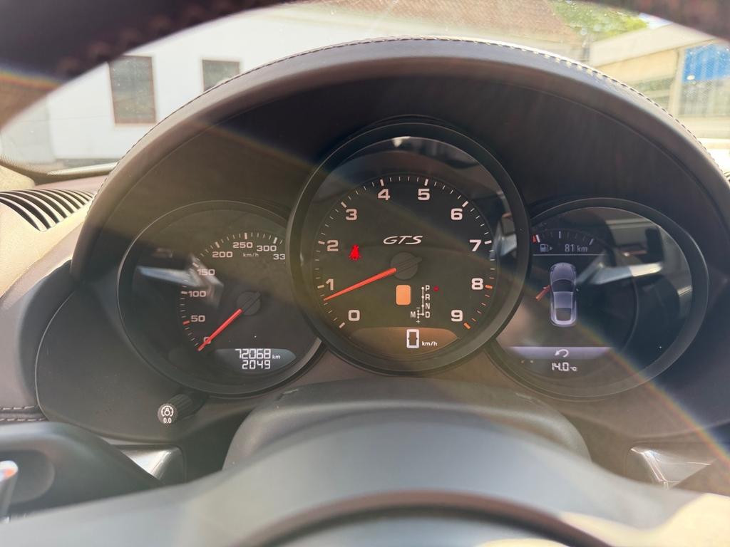 Porsche Cayman
