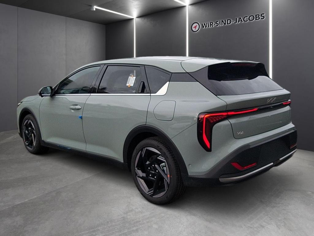 Kia K4