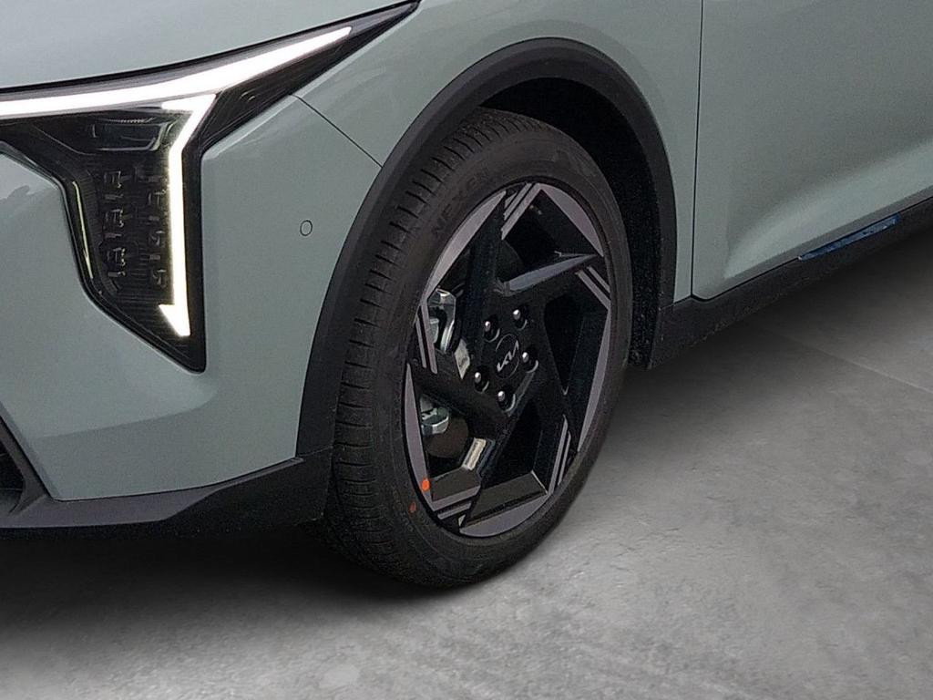 Kia K4