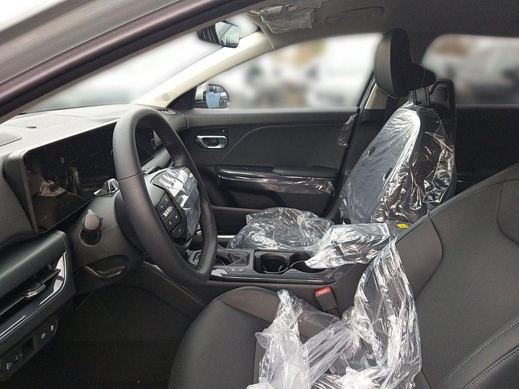 Kia K4