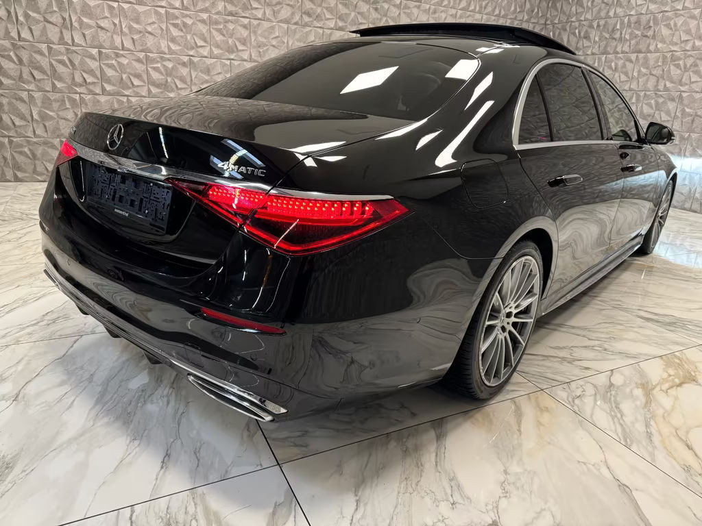 Mercedes-Benz S-Klasse