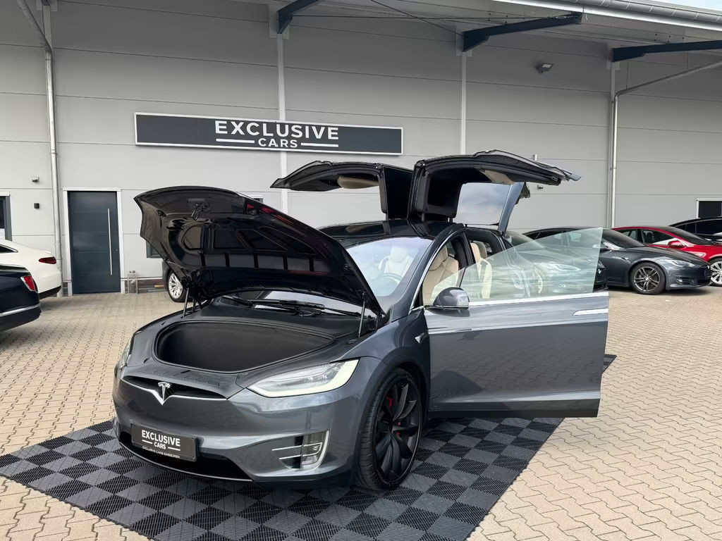 Tesla Model X