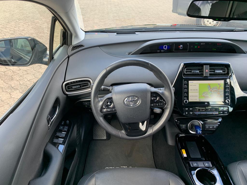 Toyota Prius Executive Plug-in Hybride