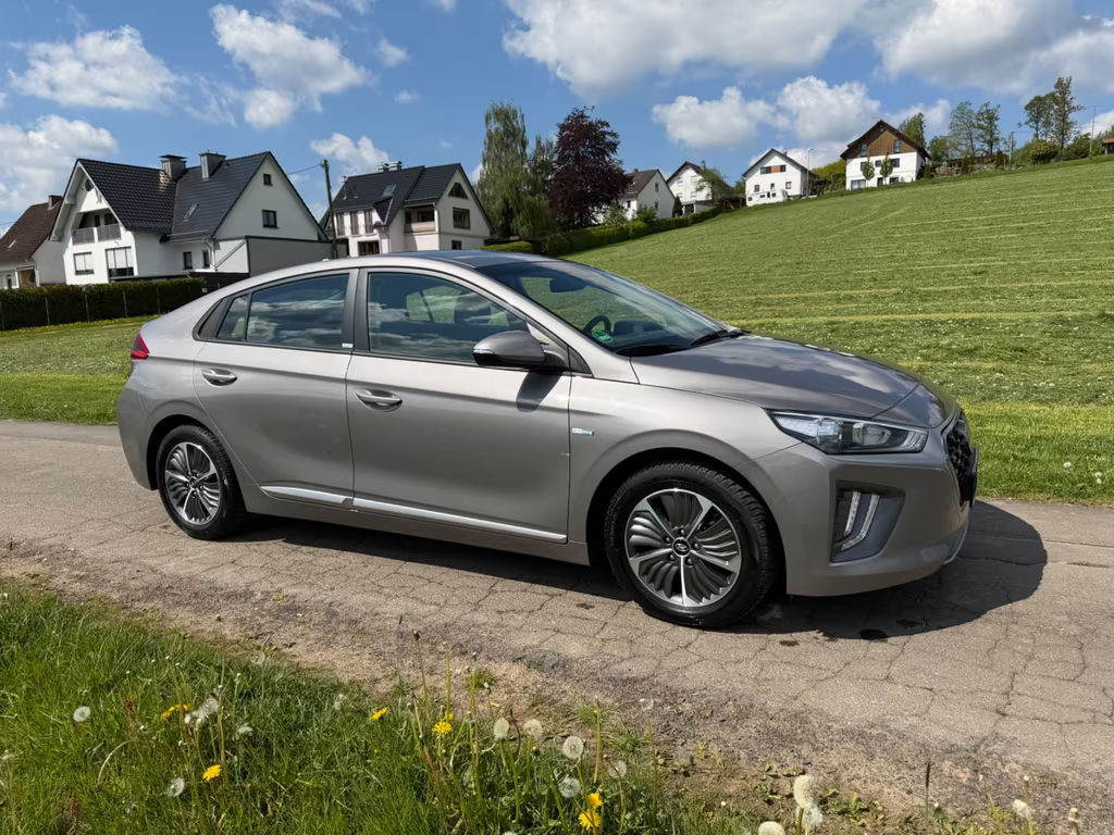 Hyundai Ioniq