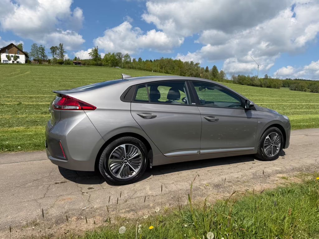 Hyundai Ioniq