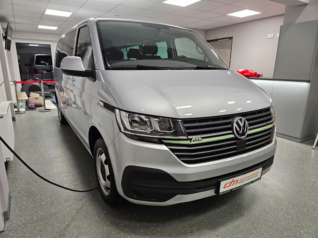 Volkswagen Caravelle